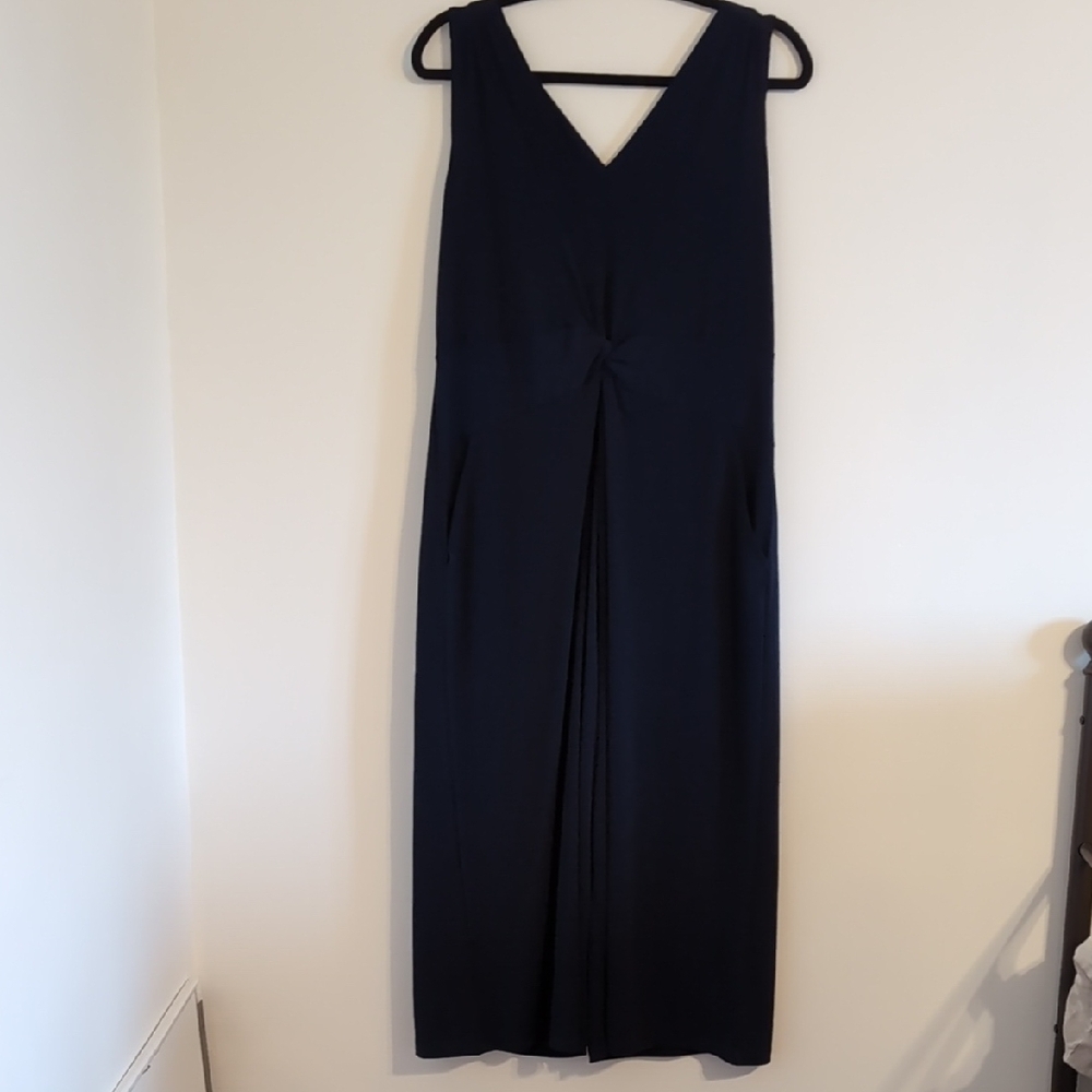 Elegant Kim & Co. Navy V-Neck Pantsuit